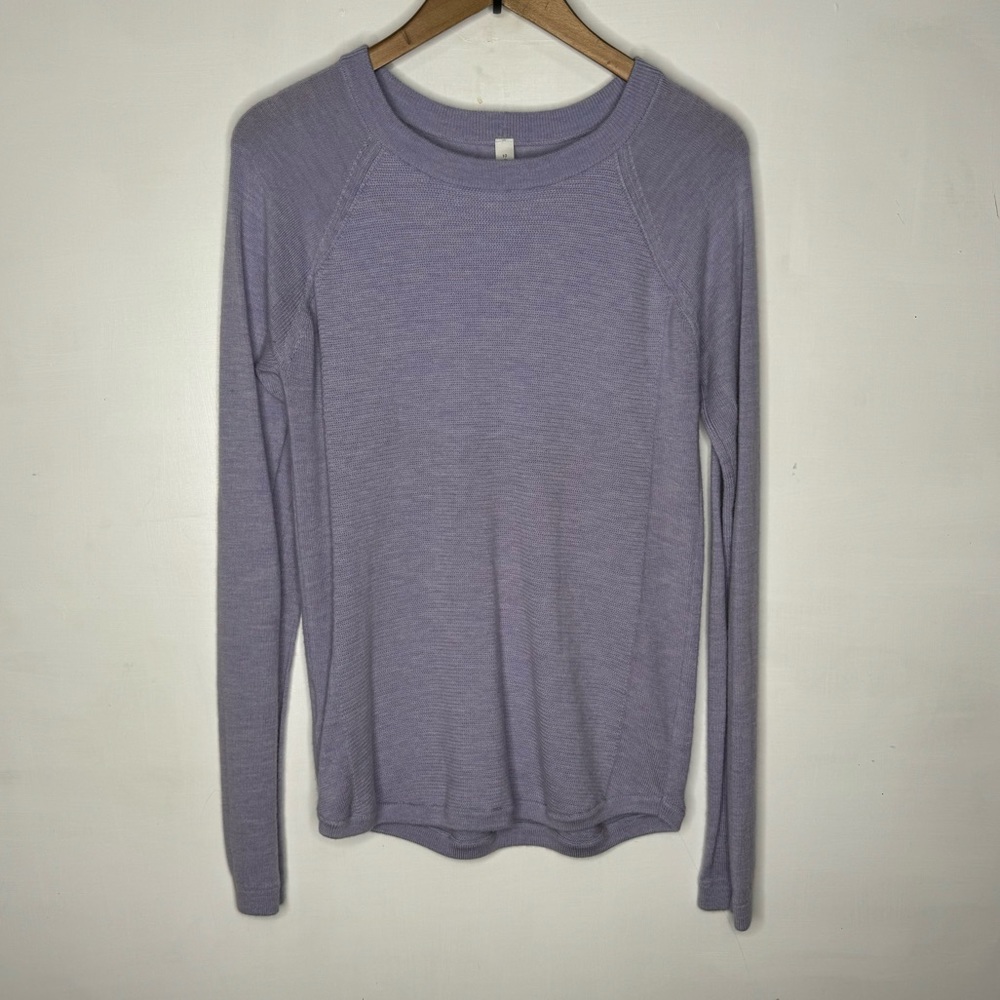 Lululemon size 10 light purple knit lightweight sweater